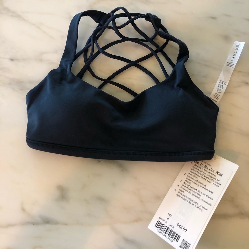 LULULEMON free to be wild bra size 2 blue
